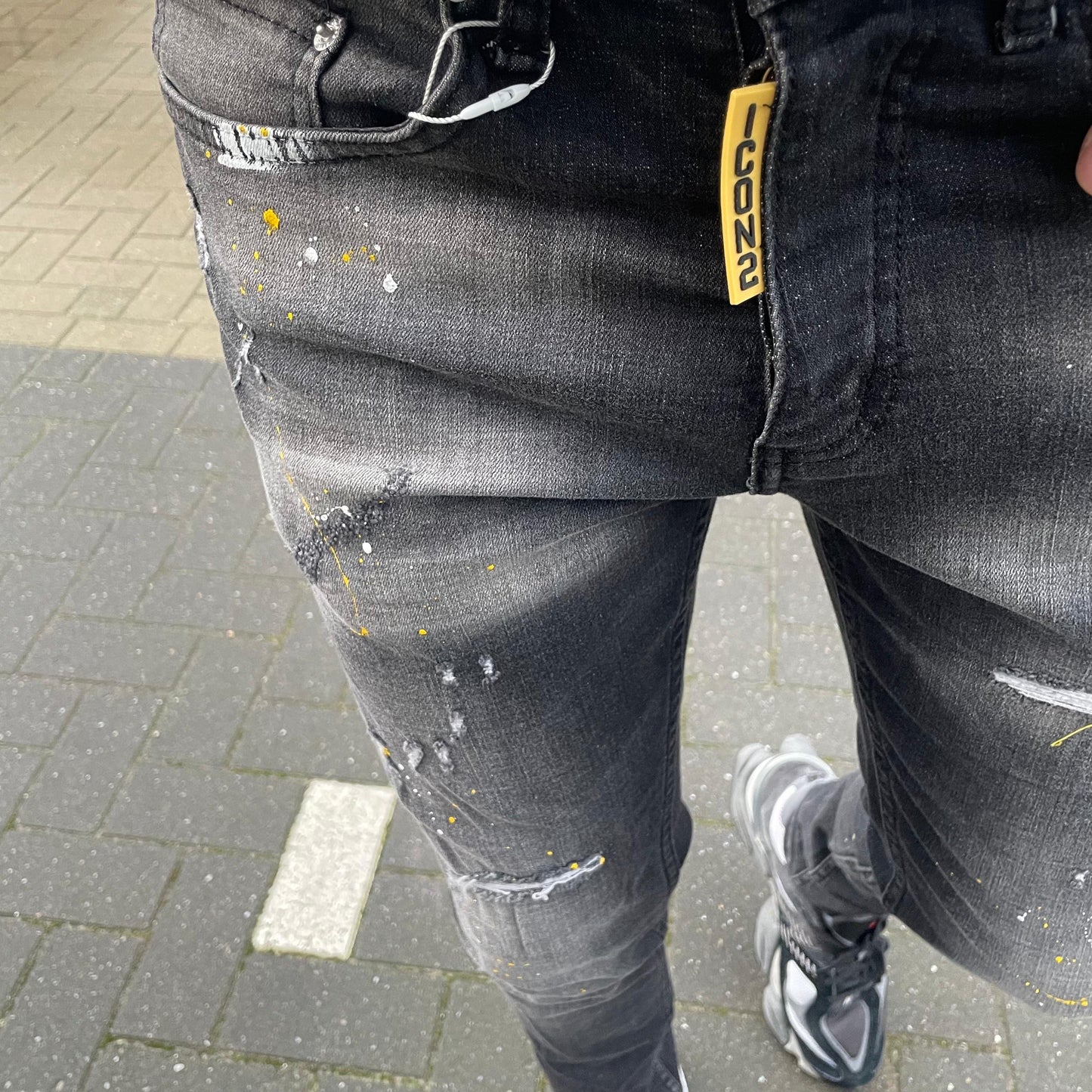 Icon2 zwarte slimfit jeans heren - stretch -gele verfspetters